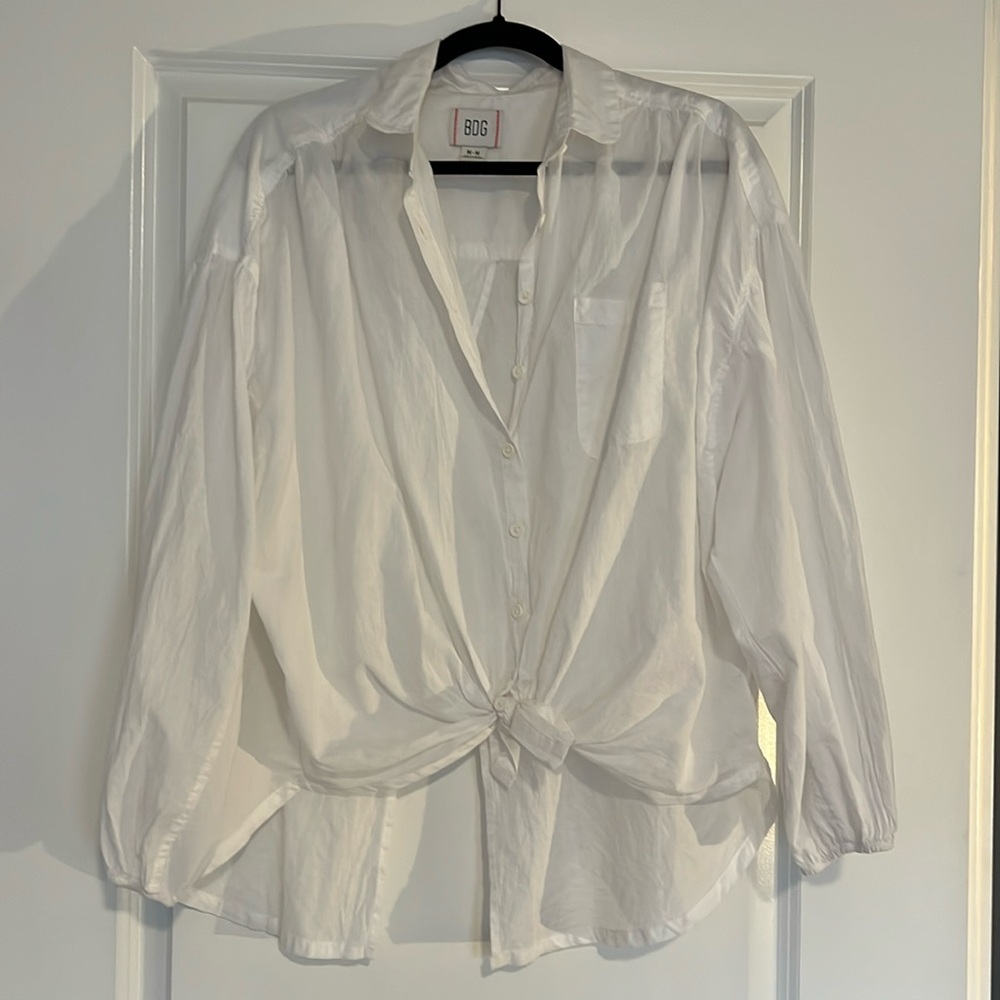 Urban Outfitters. BDG. Oversized White Shirt. Size Medium. Split back.